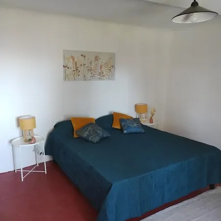 Holiday home Maison Dans Le Luberon